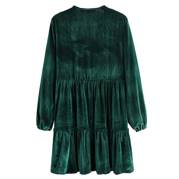 Lühikese lõikega V-kaelusega sametkleit