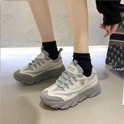 Νέο μοντέλο γυναικεία αθλητικά παπούτσια με σκληρή σόλα και εφαρμογή