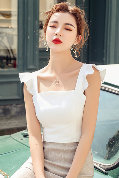 Mūsdienīgs sieviešu tops ar kvadrātveida kakla izgriezumu