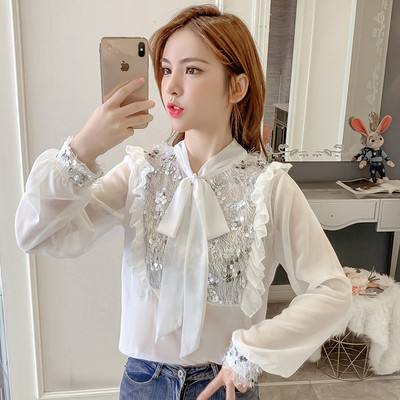 Μοντέρνο γυναικείο πουκάμισο με πούλιες και κορδόνια