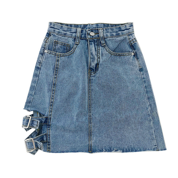 Modernus moteriškas sijonas aukštu juosmeniu ir sagtimis