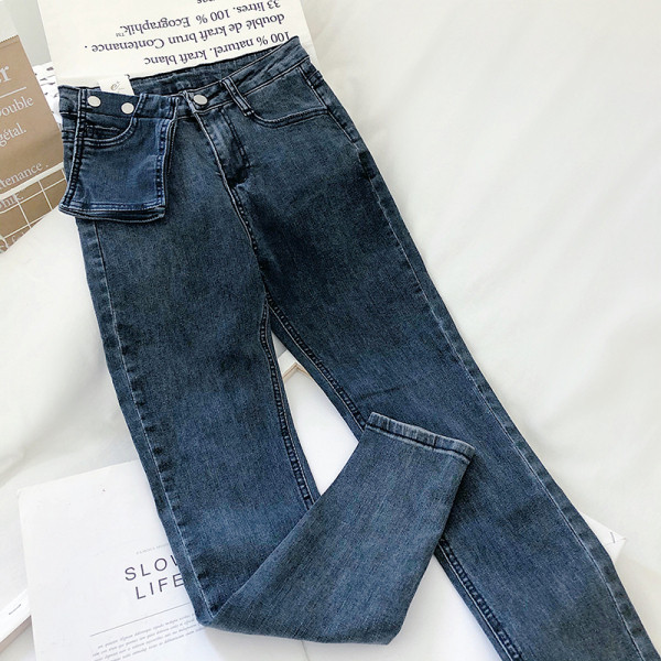 Pieguļoši sieviešu džinsi ar augstu vidukli un kabatu