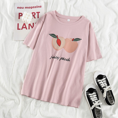 Tavaszi női póló rövid ujjal, ovális nyakkivágással és rátéttel