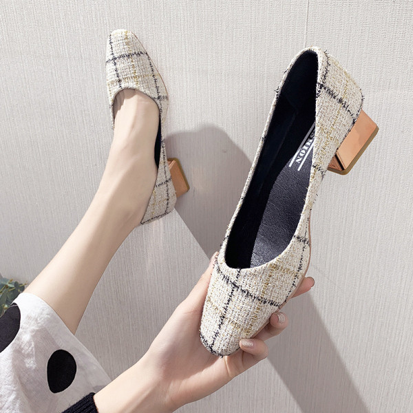 Plediniai moteriški pavasariniai batai storais kulnais