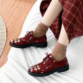 Pavasara ikdienas lakādas apavi ar plakanu zoli