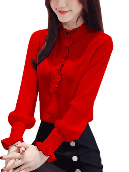 Pašreizējais sieviešu krekla modelis ar pusaugstu apkakli