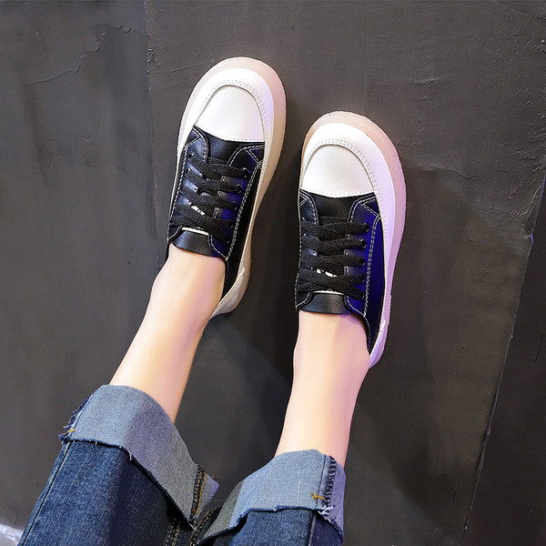 Pavasara sieviešu ikdienas apavi ar plakanu zoli