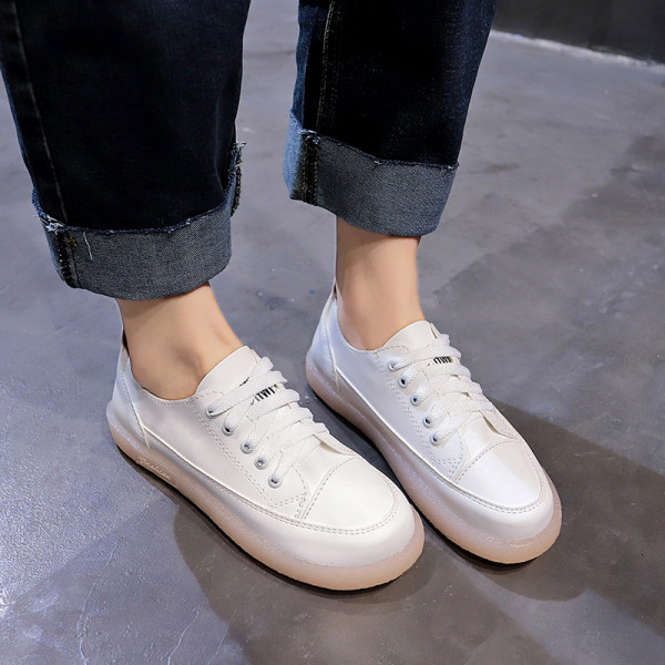 Pavasara sieviešu ikdienas apavi ar plakanu zoli