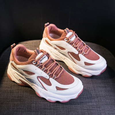 Moteriški rudeniniai sportbačiai grubiu padu ir spalvingais kaklaraiščiais