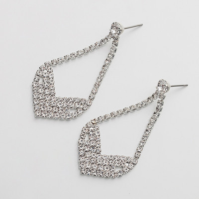 Stílusos női lógó fülbevaló ezüst kövekkel