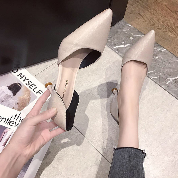 Női bársony cipő hegyes modell és alacsony sarkú - két modell