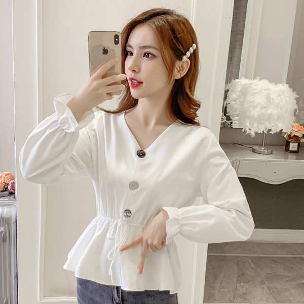 Alkalmi női ing gombokkal és hosszú ujjú