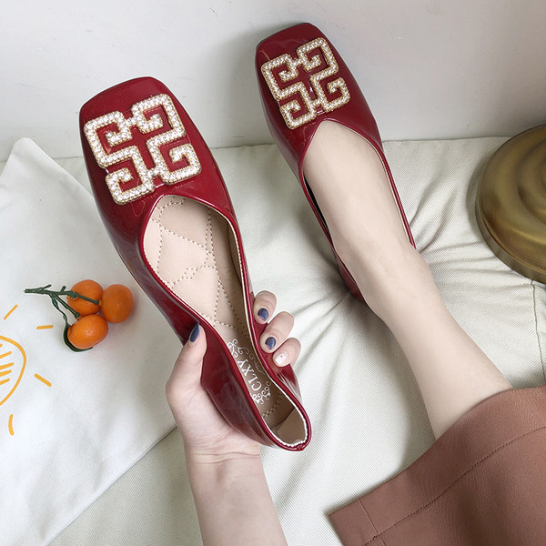 Lameda talla ja pandlaga moodsad naiste vabaajajalatsid