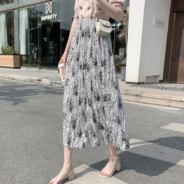 Moteriškas sijonas aukštu juosmeniu - kirpimo modelis