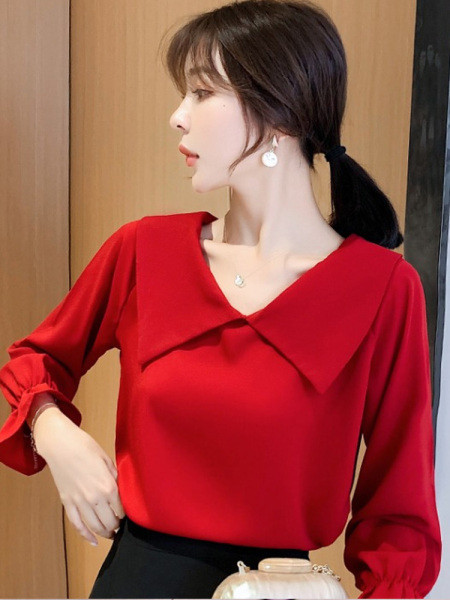 Bluză de damă elegantă cu decolteu spitz cu mâneci lungi de culoare roșie