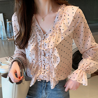 Női alkalmi pöttyös ing spitz nyakkivágással és gombokkal