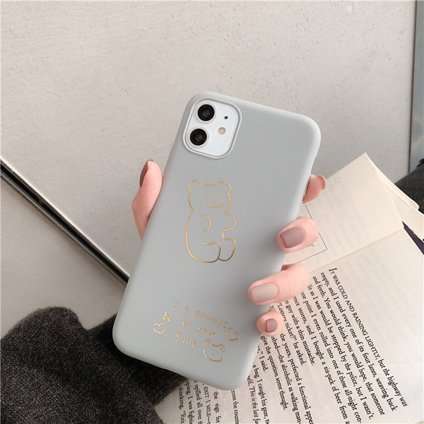 IPhone 11 tok macival és felirattal