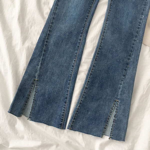 Modern női farmer, magas derékig érő modellel