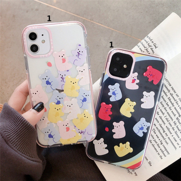 Прозрачен силиконов калъф с мечета за iPhone 11 - два модела