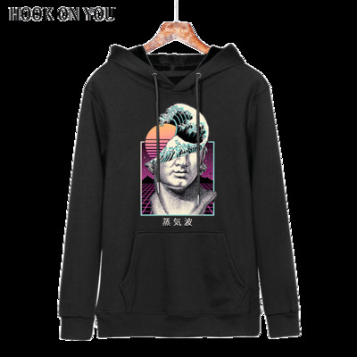 Alkalmi férfi pulóver zsebekkel és kapucnival