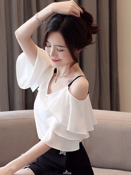 Naiste moodne allakäinud varrukatega pluus