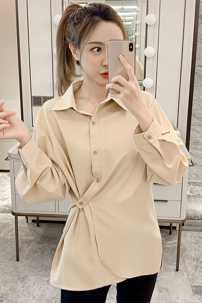 Sieviešu ikdienas krekls - asimetrisks modelis ar klasisku apkakli