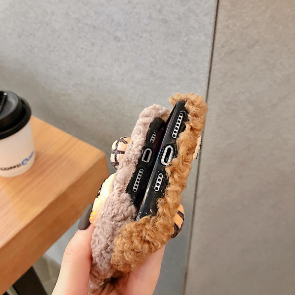 Plīša futrālis ar 3D elementiem iPhone 11 Pro Max