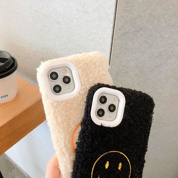 Plush ümbris iPhone 11 Pro Maxile kirjaga HELLO