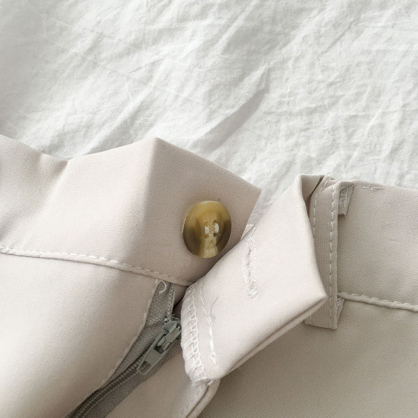 Ležerne ženske hlače s visokim modelom u struku