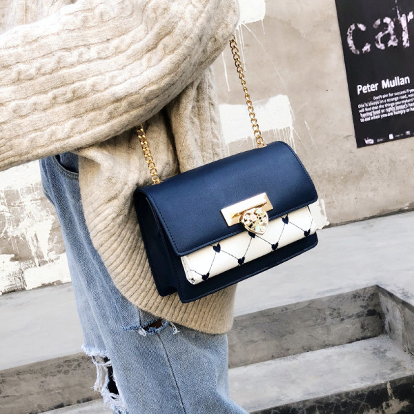 Geanta de dama moderna din piele ecologica cu maner lung si inimioare