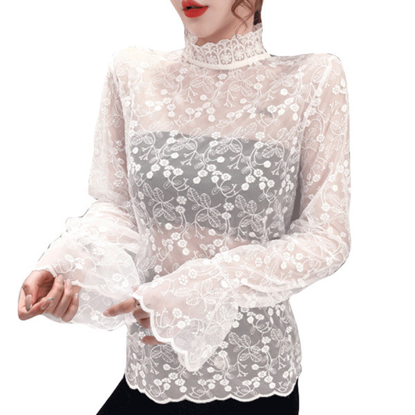 Sieviešu ikdienas blūze ar izšuvumu un augstu apkakli