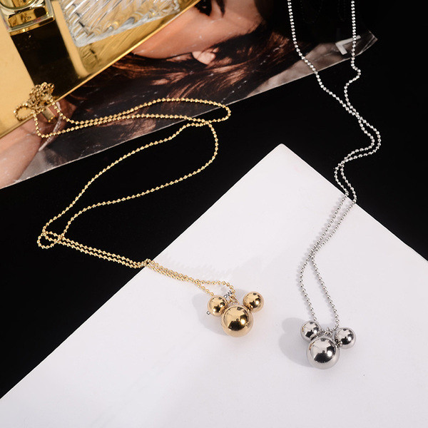 Moderna gara sieviešu kaklarota ar kulonu