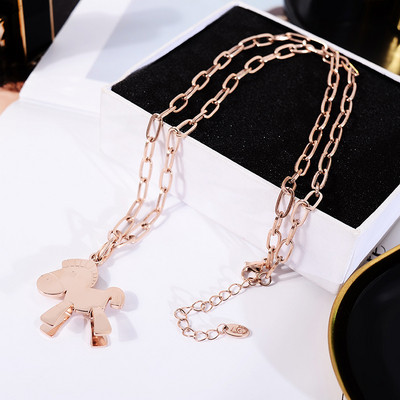 Titán acélból készült hosszú női nyaklánc ló formájú medállal