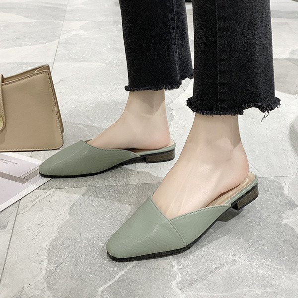 Alkalmi bőr papucs lapos talppal