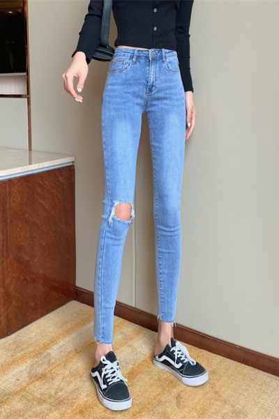 Uske ženske traperice s visokim strukom