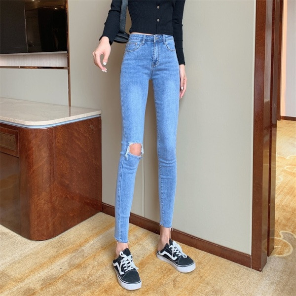 Uske ženske traperice s visokim strukom