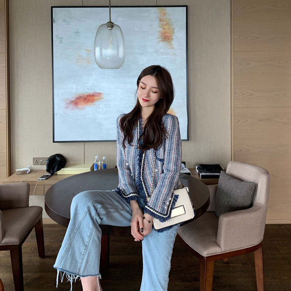 Jauna modeļa pavasara sieviešu jaka zilā krāsā ar pērlēm