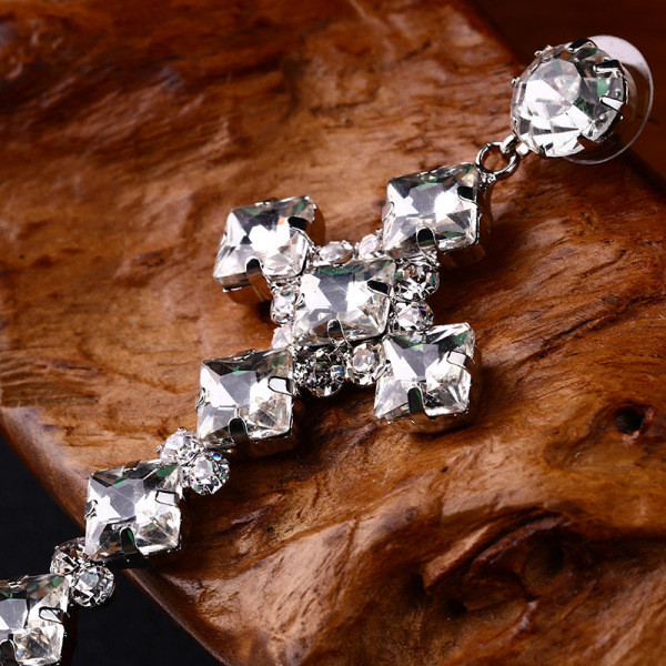 Stílusos női ezüst fülbevaló kereszt alakú