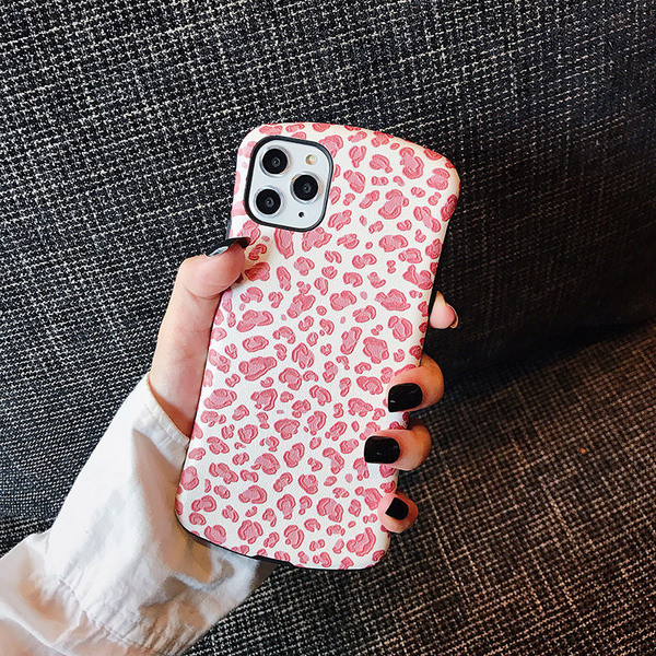 Leopárdmintás tok iPhone 11 Pro Max készülékhez