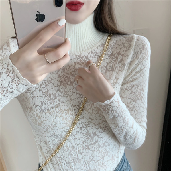 Prigludusi moteriška nėriniuota palaidinė aukšta apykakle