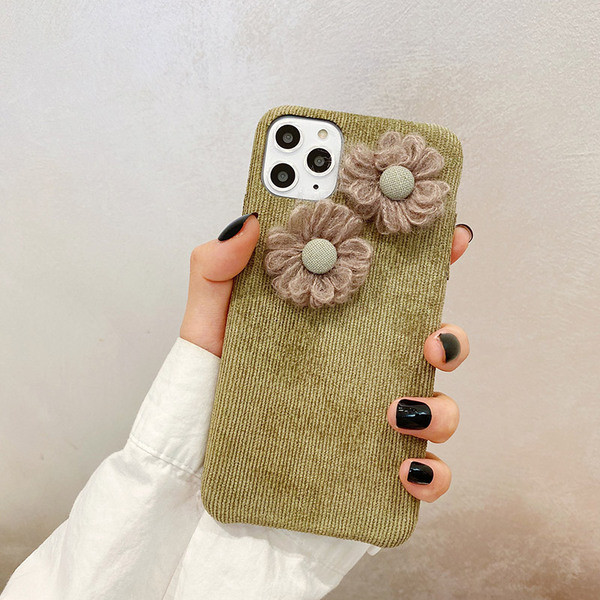 Tvrda maska sa 3D cvjetnim elementom za iPhone 11 Pro Max zelene boje