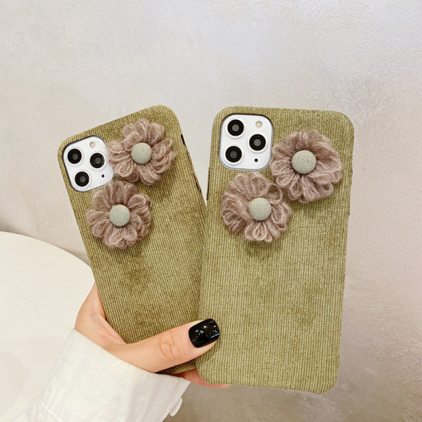 Tvrda maska sa 3D cvjetnim elementom za iPhone 11 Pro Max zelene boje