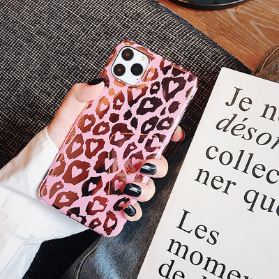 Калъф с леопардов десен за iPhone 11 Pro Max в розов цвят