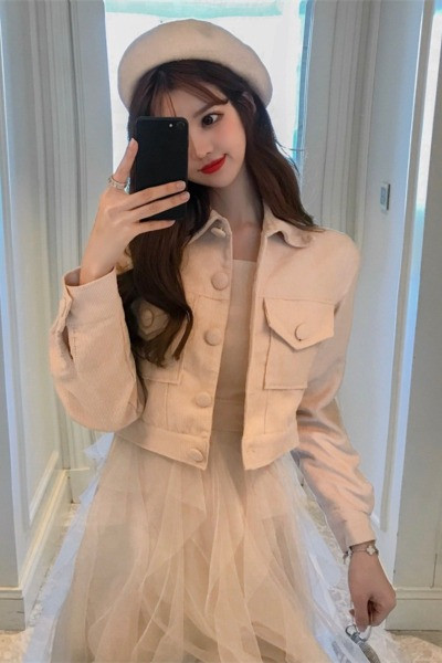 Пролетна дамска рокля с тюл + късо яке с копчета и джобове 