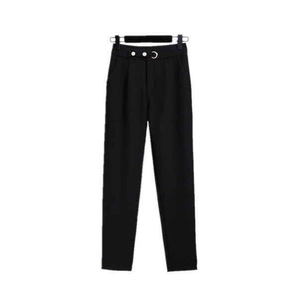 Klasiskas melnas bikses ar augstu vidukli un metāla elementiem