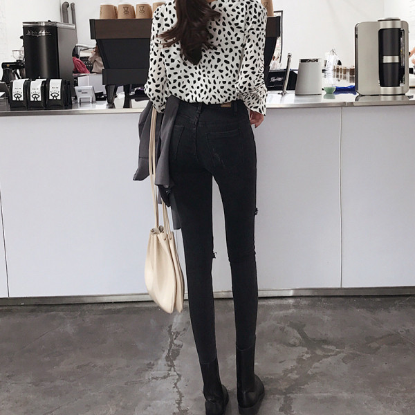 Blugi casual de dama cu motiv rupt si talie inalta in negru