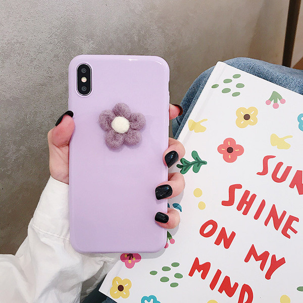 Silikonska maska sa 3D cvjetnim elementom za iPhone XS