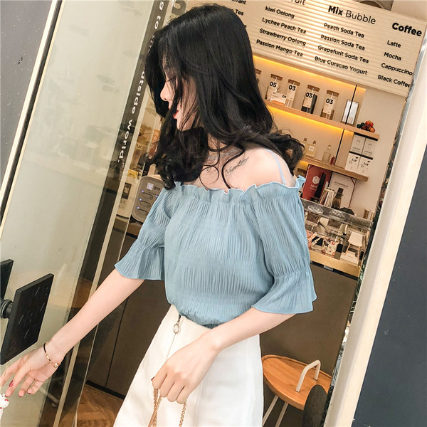 Bluză de damă modernă în albastru și alb cu mâneci 3/4