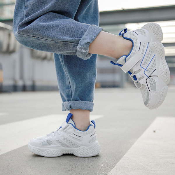 Детски маратонки за момичета с груба подметка и лепенка