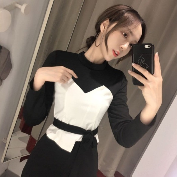 Ретро дамска рокля с дълъг ръкав и панделка 